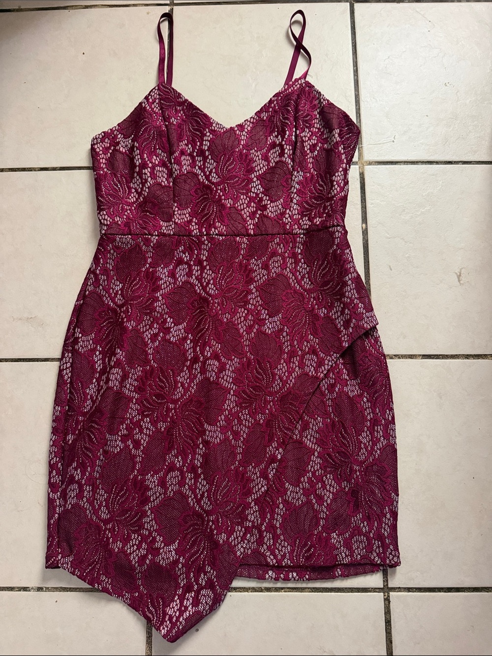 Max + Ash Women’s Lace Overlay Spaghetti Strap Dress in Burgundy